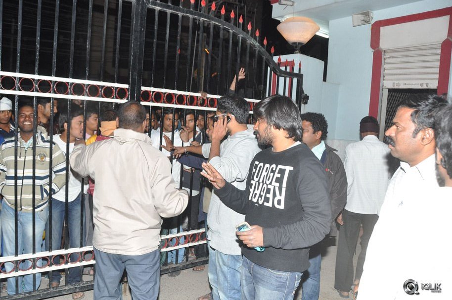 Gopala-Gopala-Benefit-Show-at-Shiva-Parvathi